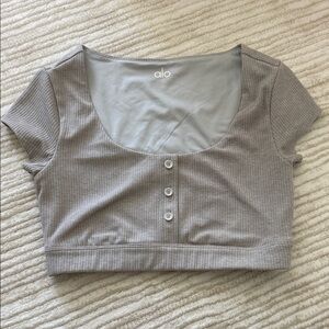 ALO Yoga Women's Henley Ribbed Crop Top